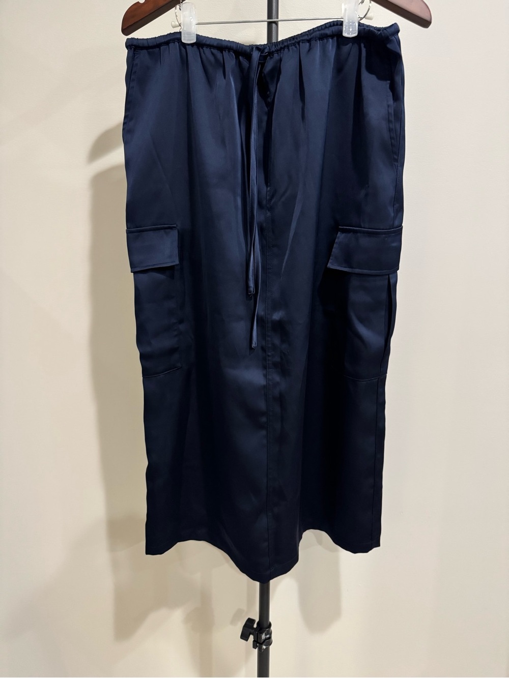 Banana Republic Womens Navy Blue Cargo Maxi Skirt - Satin Like Fabric Size Med